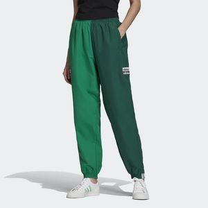 NWT Women’s Adidas Track Pants Green M